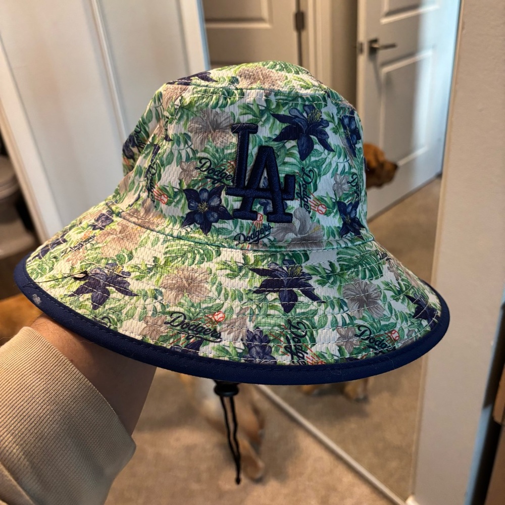 LA Dodgers Bucket Hat - Picture 4 of 7